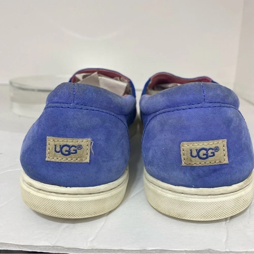 Ugg Blue Suede Slip On Skater Sneakers
Size 9.5 - Picture 4 of 10